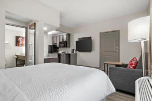 Candlewood Suites Panama City Beach Southeast by IHG