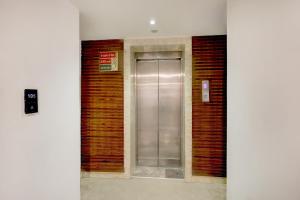 Townhouse Oak New Delhi Central Railway Junction Formerly Uppal International