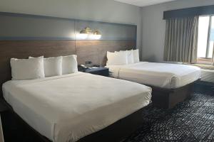 AmericInn by Wyndham Lincoln North