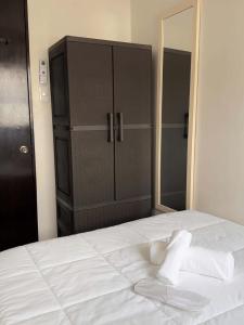 Cebu Island Stay Cozy 2-BR Condo Home In Mandaue