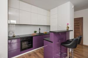 Lumina I Wola 3-Room Apart with Parking I Balcony & City View