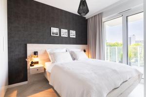 Apartament nadmorski z garażem i dużym balkonem, Kołłątaja