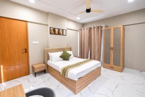 Daily Stays at Wakad