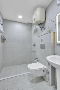 Lutyens Imperial Signature Cozy Apt, Jor Bagh