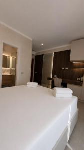 Royal Luxury Suites