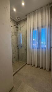 Royal Luxury Suites