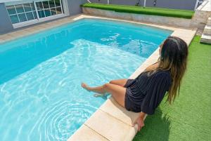 Relax by your private pool WiFi and Canary Views