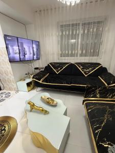 Stylish 1-bed in Central Shkoder Sleeps 4