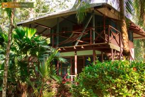 Poor Mans Paradise Lodge