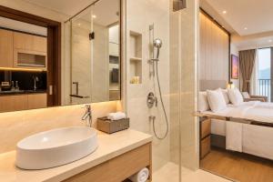 Beachfront Luxury Apartment - My Khe Beach