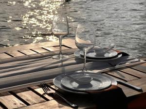 A La Carte Ha Long Beachfront Condotel