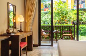 Cozy Central Hoi An Boutique Hotel