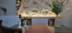Gold King Apartment