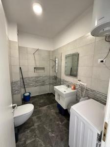 Gjiri i Lalzit Lura 3 Apartment Toni