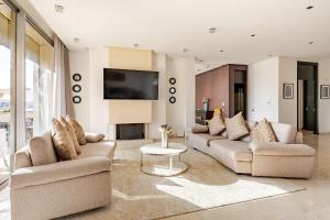 Marina Royal Duplex Signature 5BR Residence