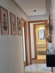 Modern 2BR, Pool & Self Check-In - Marrakech