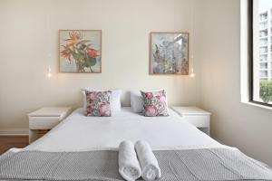 Sea View Ocean Facing Spacious 1 Bedroom Apartment