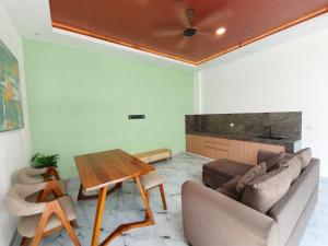 Ruma Villa With Private Pool Near Malioboro
