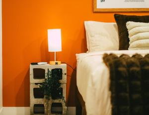 Free Parking - Historic 1BR plus Den Downtown Halifax