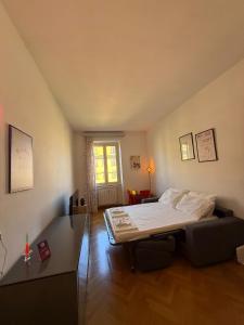 comfy home in Rome