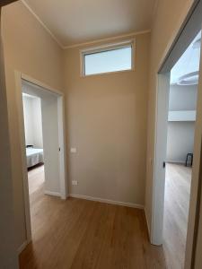 Bright and Quiet Apartment near Central Station