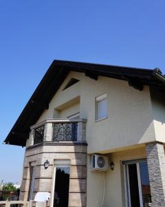 Vila Apolonia