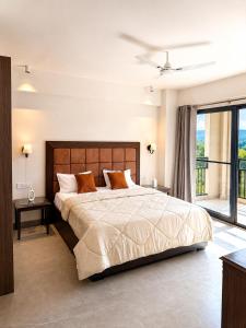 The Oak by Luxury Heights - Near Antara