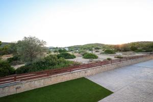 VAGIA House Garden & Forest View