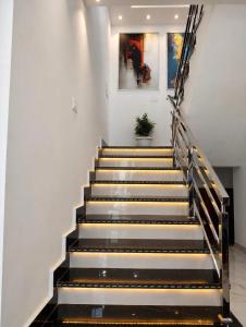 Shiva stay inn