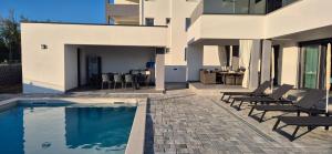Villa Story, with heated pool