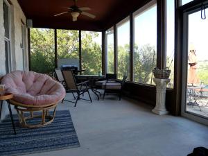 Hilltop Saltwater Pool and Hot Tub