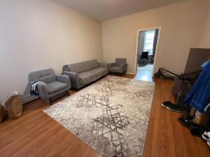 MarMar Apt 9