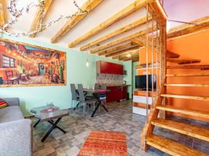 Mexican-themed holiday homes