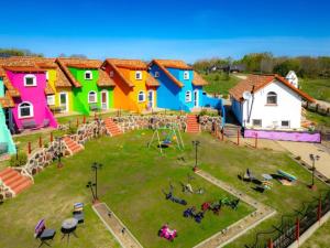 Mexican-themed holiday homes