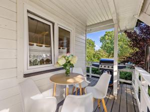 Large and comfortable holiday home with a terrace