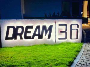 Celebrity Lifestyle 1 Bedroom Suite at Dream 36