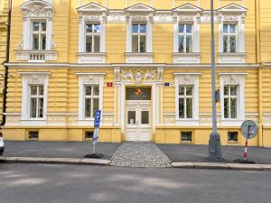 6 Prague Central Station apt, 28m2