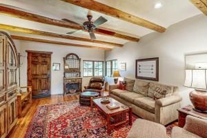 Casa Raya Taos