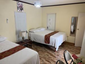 Lowes Camping Ground & Retreat
