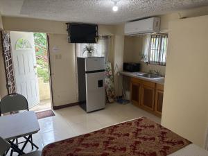 Lowes Camping Ground & Retreat