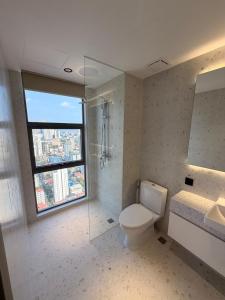 Luxury nest on the 43rd floor