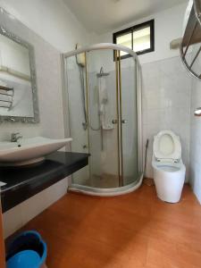 โรงแรมแฮปปี้ สามชุก Happy Motel samchuk