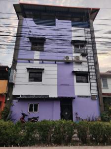 Mactan Runway Hostel