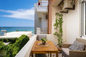 Frezia House