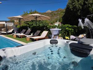 Luxury Villa Ivona Pool, Jacuzzi, Sauna & Privacy