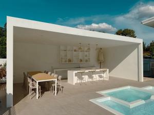 White House by BaanKuer