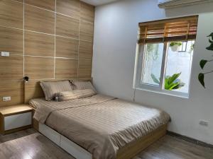 Bright 2BR Home, 5 min to Hoan Kiem Lake
