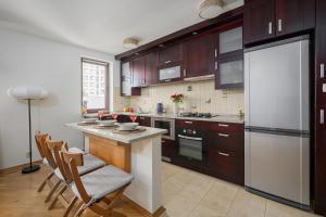 Lumina 3-room Apart & Parking & Balcony I AC