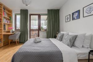 Lumina 3-room Apart & Parking & Balcony I AC