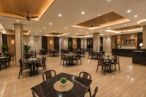 Hotel The Luxury Delhi Airport